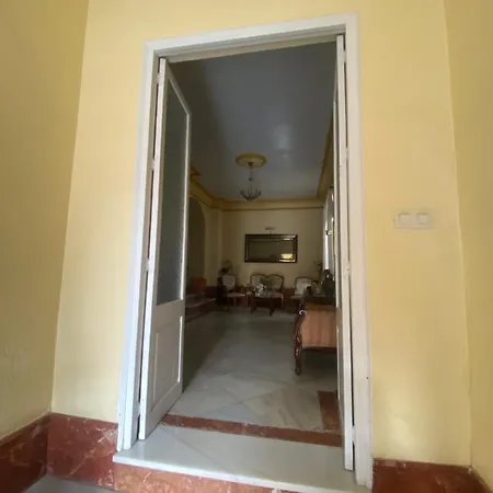 Homestay En Casa Residencial Cercana Al Centro Historico De *