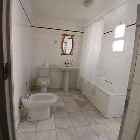 En Casa Residencial Cercana Al Centro Historico De Homestay