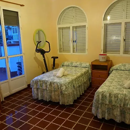 En Casa Residencial Cercana Al Centro Histórico De *